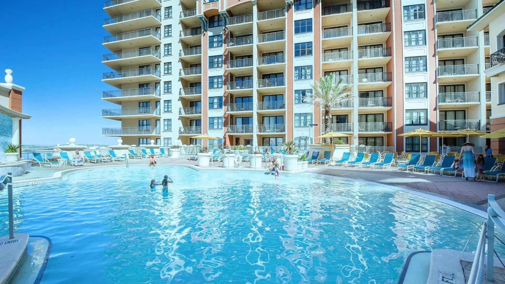Emerald Grande W928 Destin 0*,