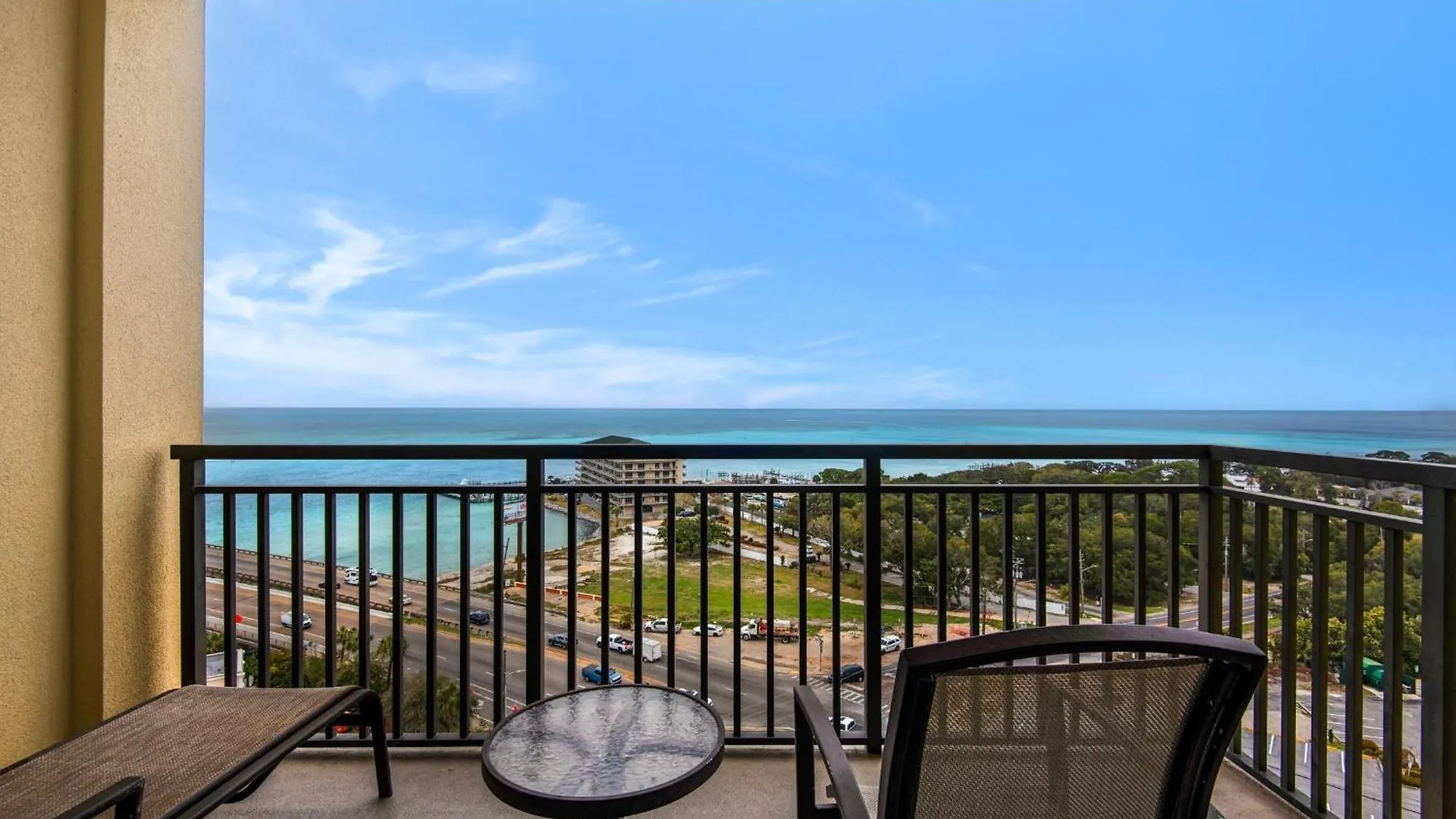 Holiday home Emerald Grande W928 Destin